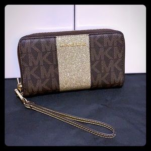 Michael Korda Wristlet